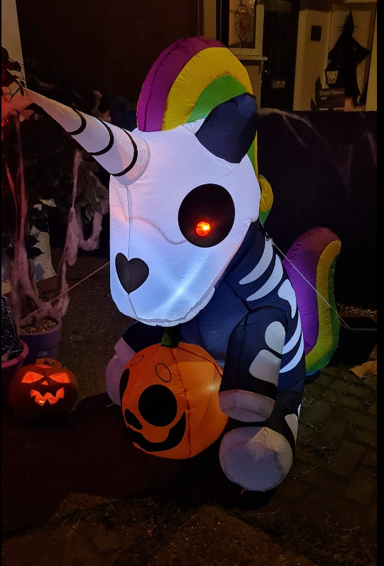 5 FT Tall Halloween Inflatable Sitting Skeleton Unicorn Inflatable Yard Decoration with Build-in LEDs Blow Up Inflatables for Halloween Party Indoor, Outdoor, Yard, Garden, Lawn Decorations