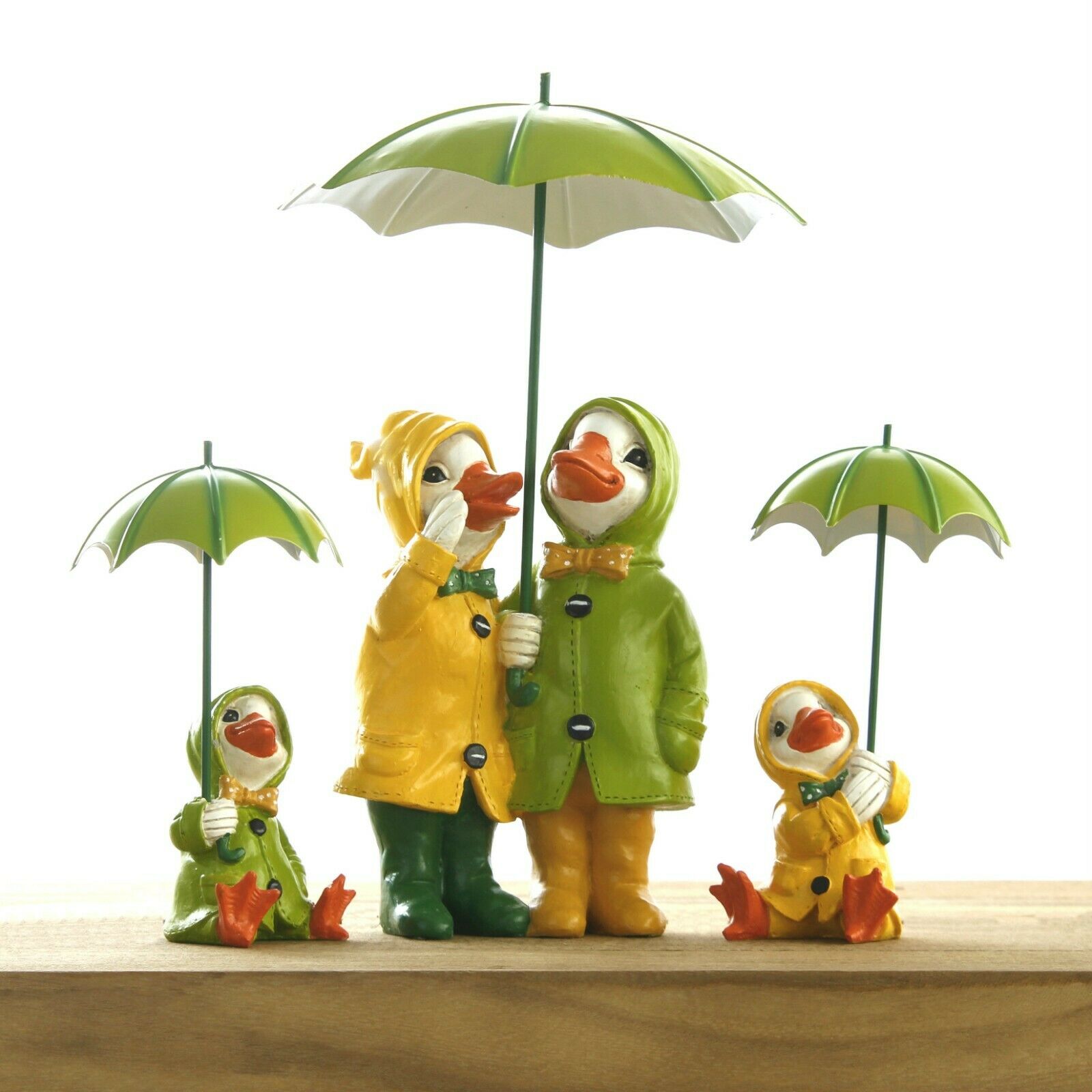 Ducks With Umbrellas Garden Ornaments Novelty Couple Sitting Statues Family Lawn