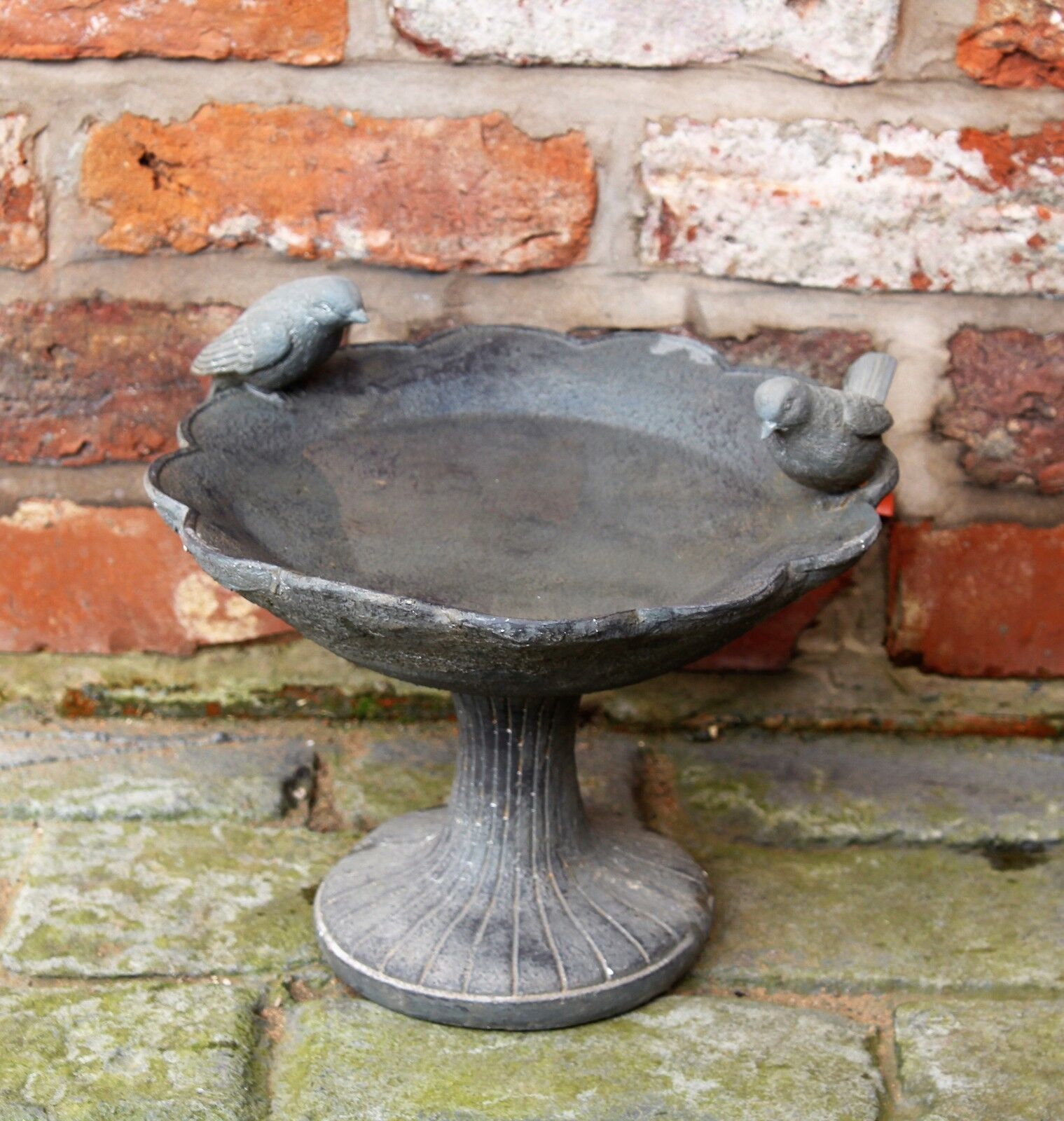 BIRD BATH BOWL OUTDOOR ORNAMENTAL TRADITIONAL GARDEN WATER WEATHERPROOF