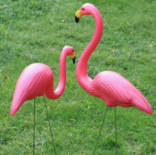 2Pcs Pink Lawn Flamingo Garden Ornaments Pond Outdoor Sculpture Patio Decor