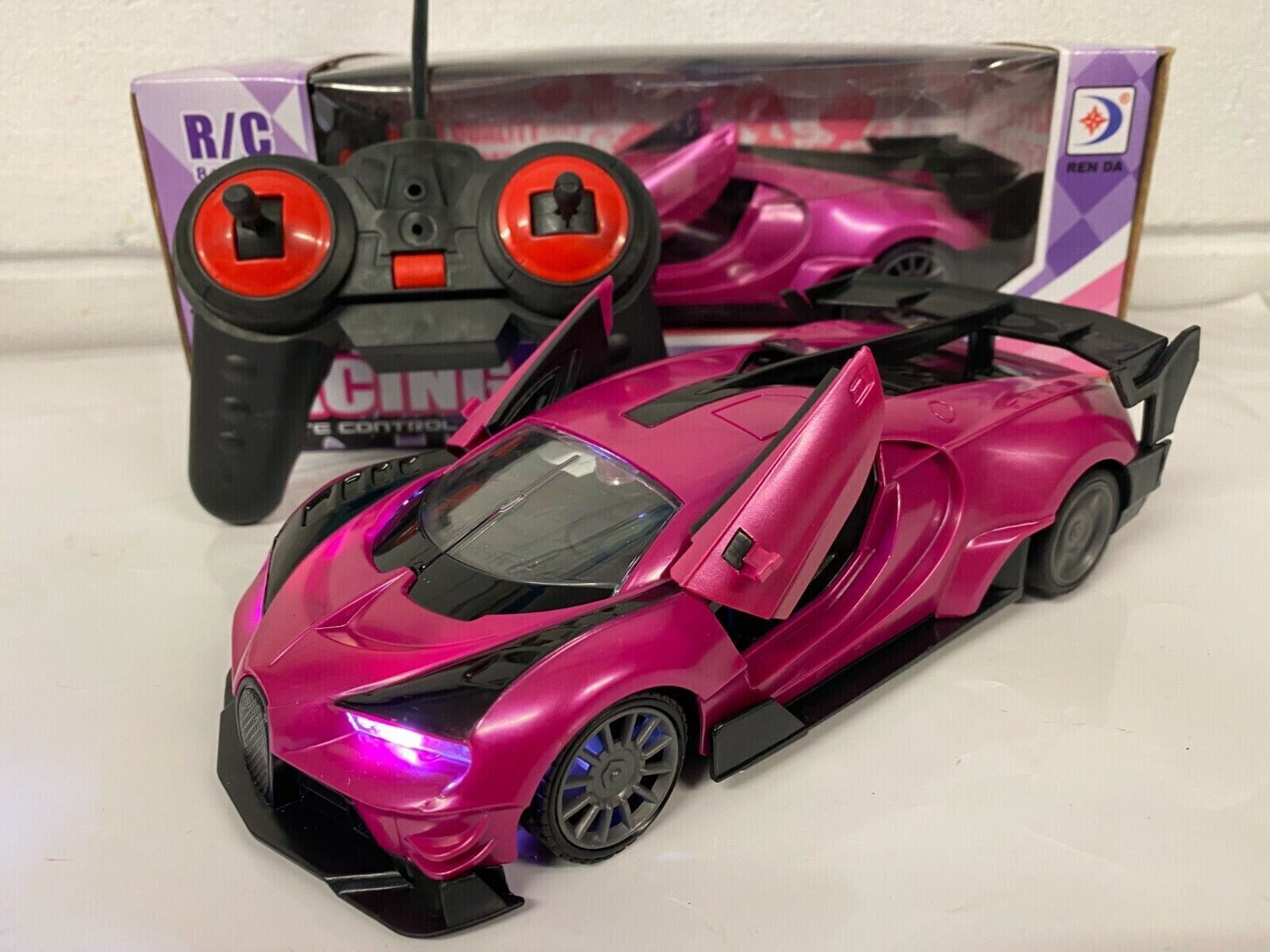 Pink Remote Control Car LED Lights 1/24 Remote Opening Doors