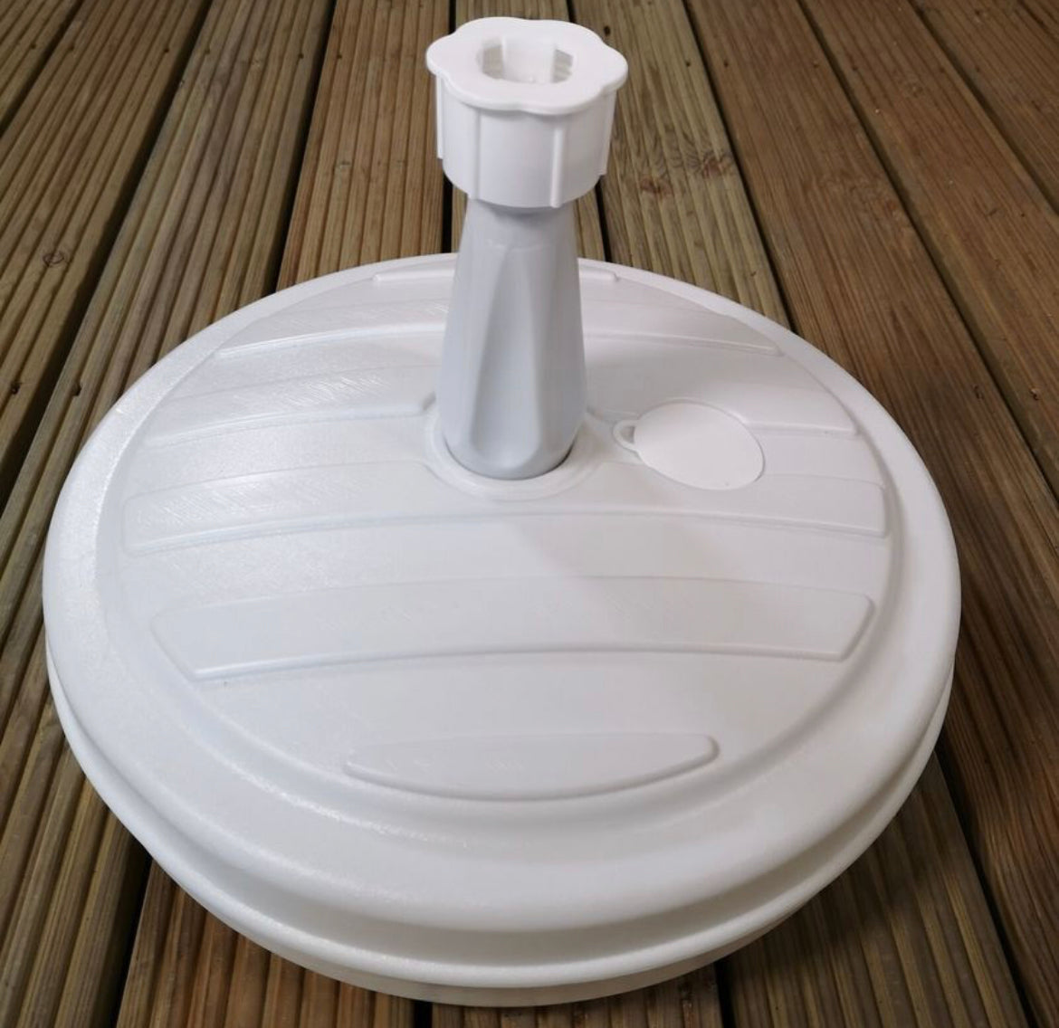 13kg / 13 Litre Capacity Water Filled Garden Parasol / Umbrella Base in White