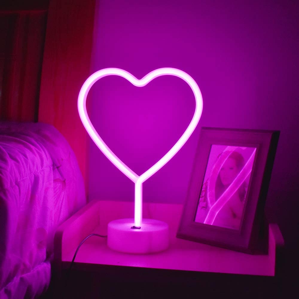 Neon Heart Table lamp