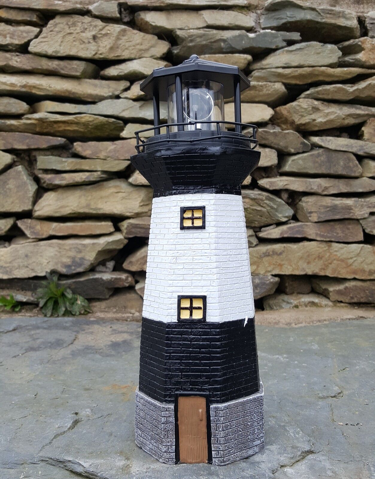 SOLAR POWERED LIGHTHOUSE ROTATING LED GARDEN LIGHT HOUSE DECORATION ORNAMENT