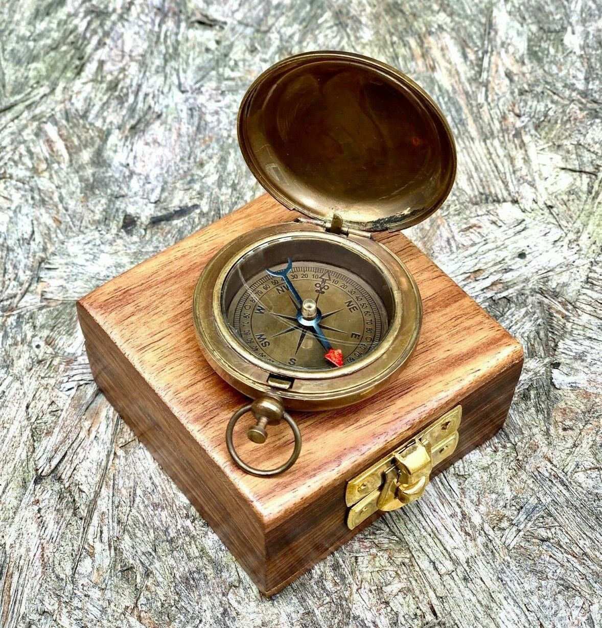 Vintage Brass Noctilucent Pocket Compass Hiking Camping Watch Style Retro ONE