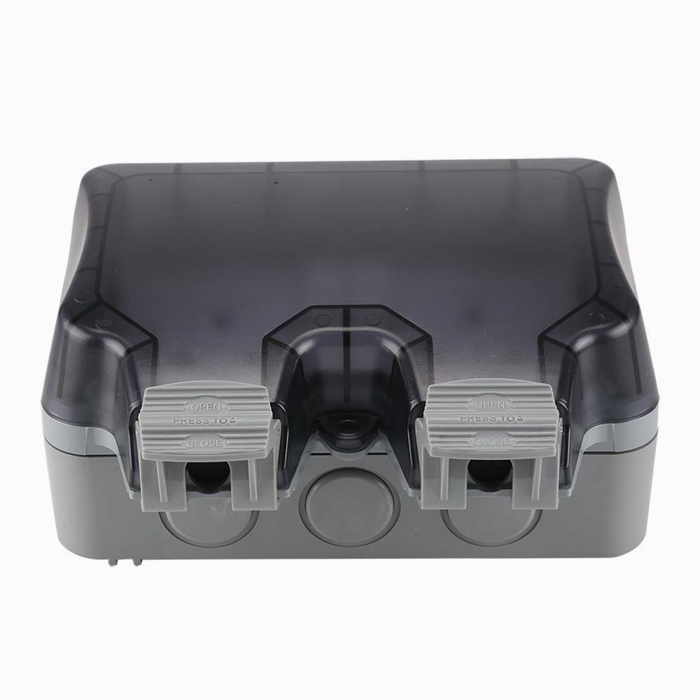 13A Outdoor Waterproof 2 Gang Switched Twin Double Socket IP66 UK Plug Outside