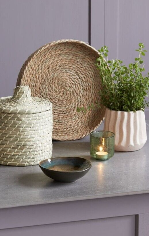 Seagrass Decorative Tray Display