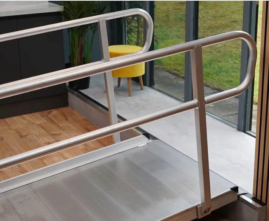 Wheelchair Ramp with Handrails 4ft 350kg Capacity, Semi-Permanent Wheelchair Ramp & Mobility Scooter Ramp with Rails