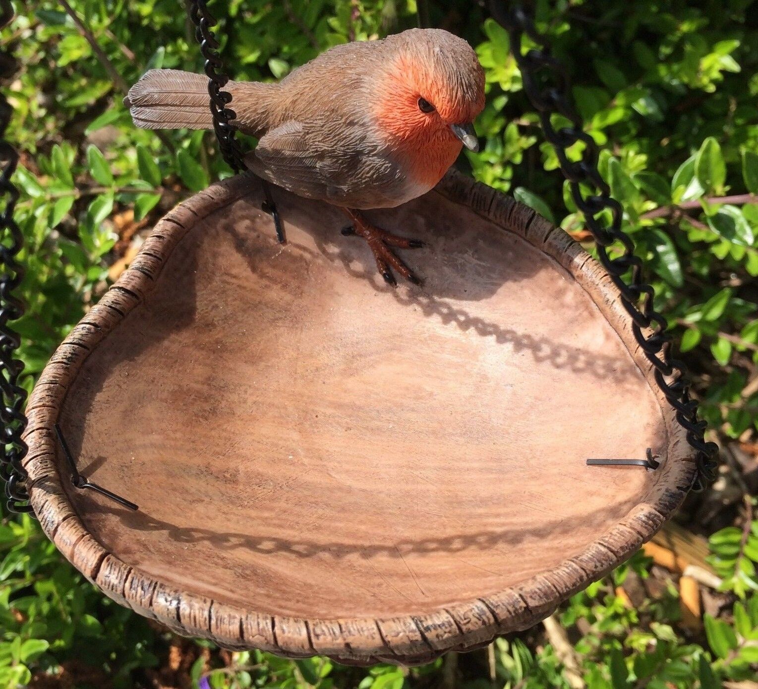 Robin Feeder Heart Shaped Hanging Resin Vivid Arts Garden Ornament